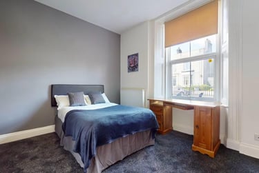 5 bed flat, Greenbank Terrace, Greenbank, Plymouth, PL48QF - Image 2